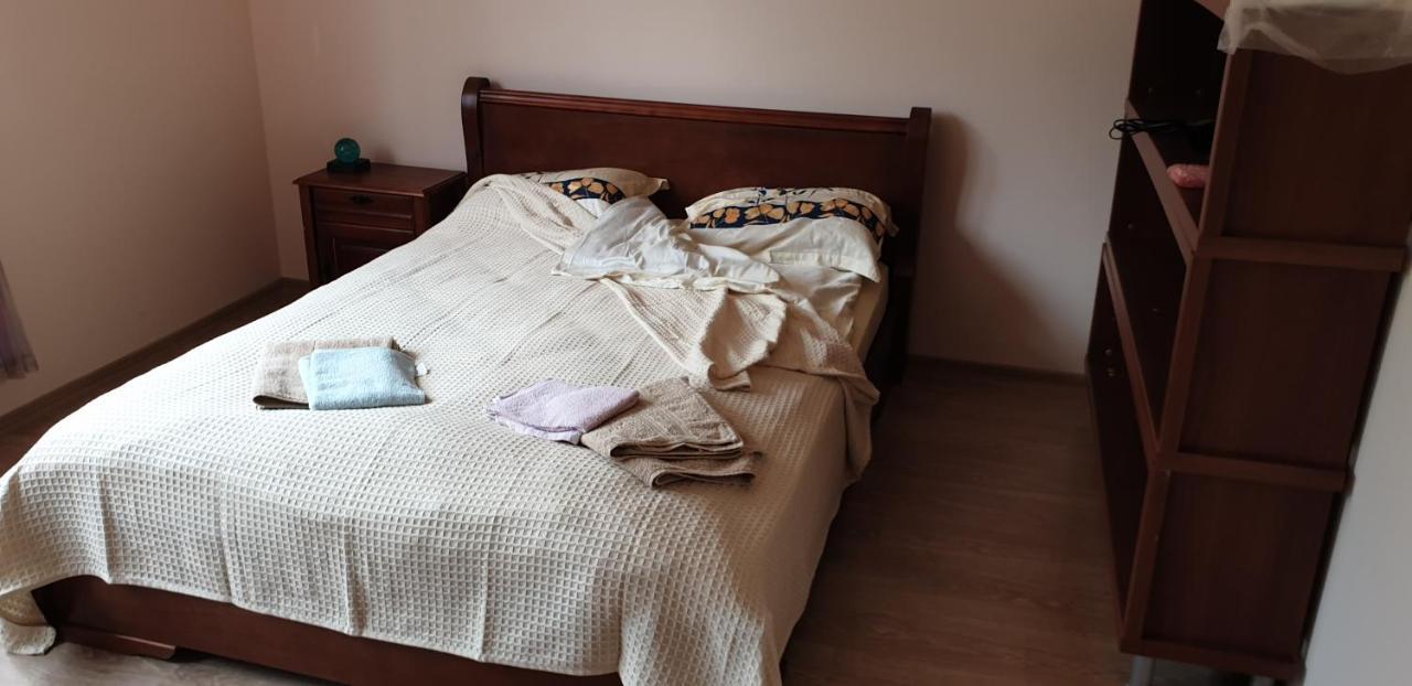 Family Holiday Apartments Breez 1 Варна Екстер'єр фото